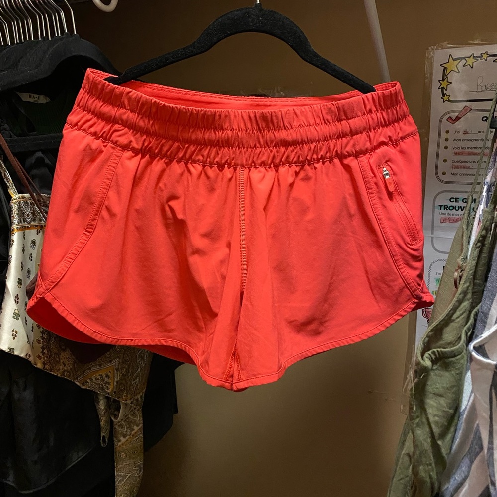 Lululemon shorts size 10